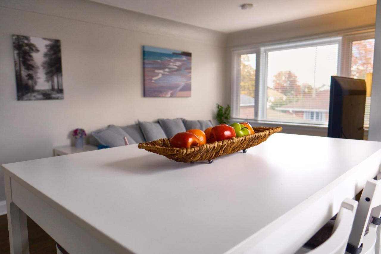 Hamilton Chic Retreat - Comfy Beds - Garden - Pool Lägenhet Exteriör bild
